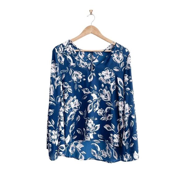 Lush Womens Blouse Long Sleeve V Neckline Floral Blue Medium - Picture 1 of 7